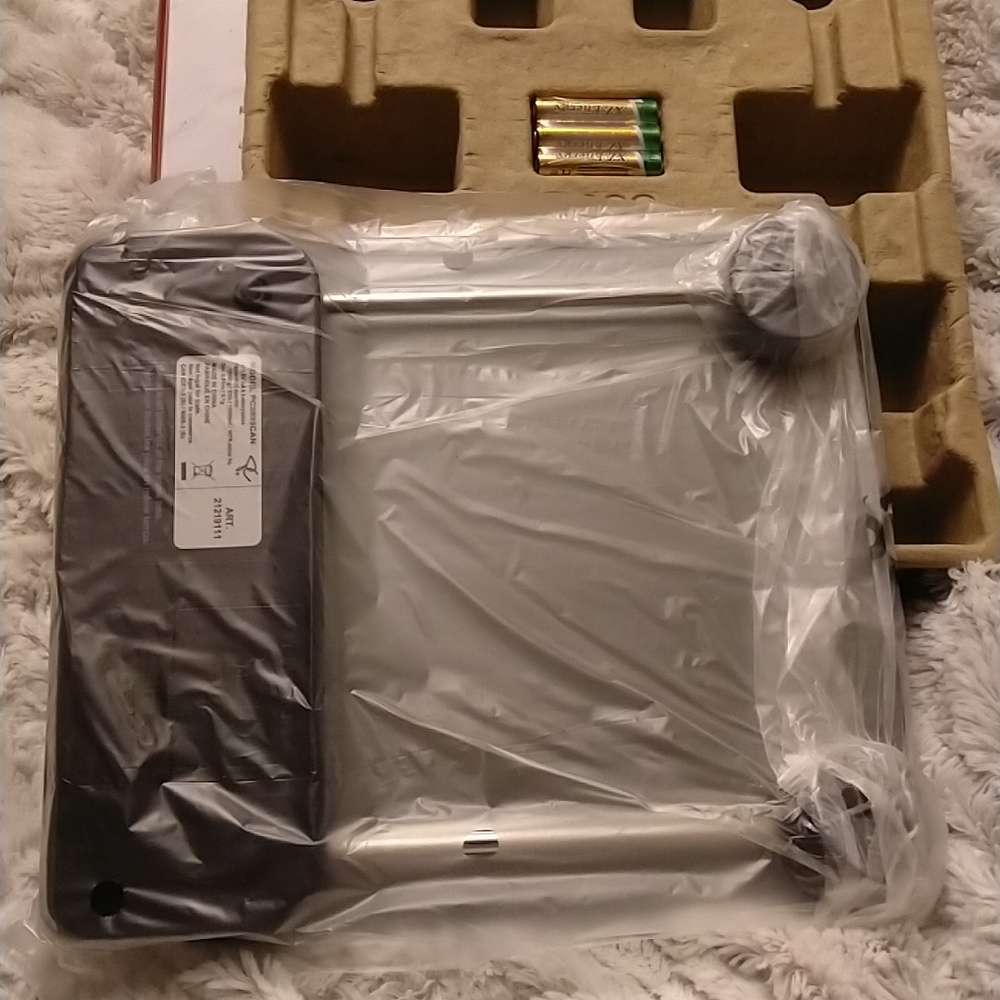 *NIB* Stainless steel Digital Kitchen Scale - Picture 9 of 9